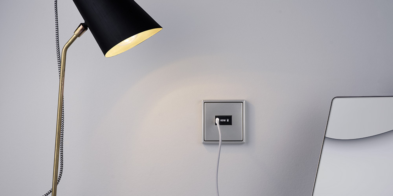 Ladegerät USB PD 60 bei e-Nako GmbH in Forstern