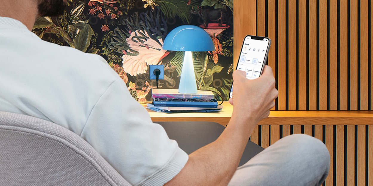 JUNG HOME bei e-Nako GmbH in Forstern