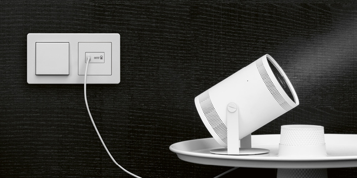 Ladegerät USB PD 60 bei e-Nako GmbH in Forstern